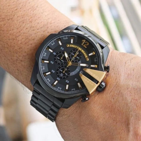 Stylish Diesel Black Dial New Model Analog Watch For Men