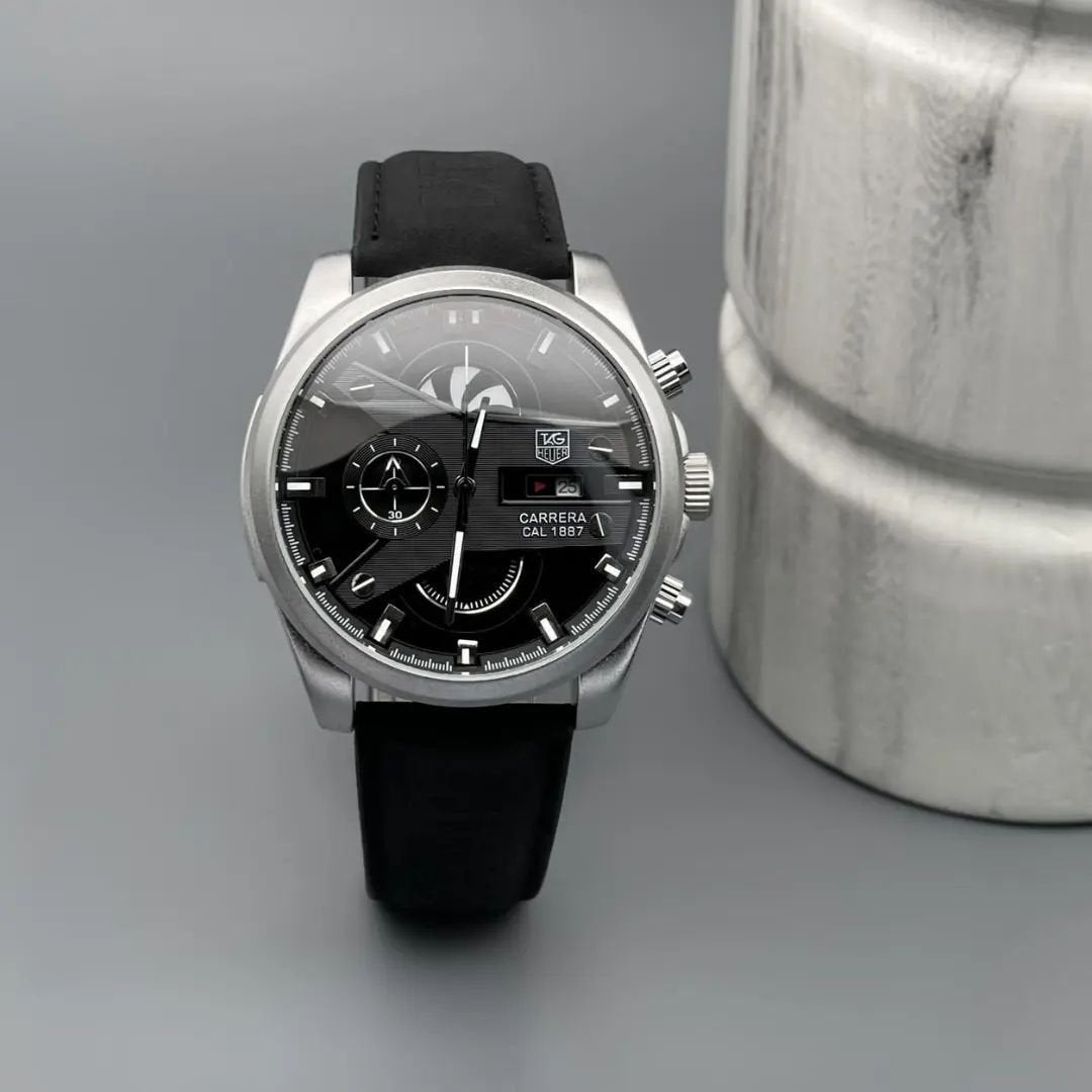 Tag Heuer Carrera Cal Black Rubber Belt Men's Watch