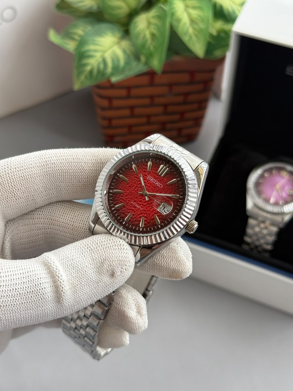 Seiko Mod Date Red Ombre Textured Premium Quality Men's Watch