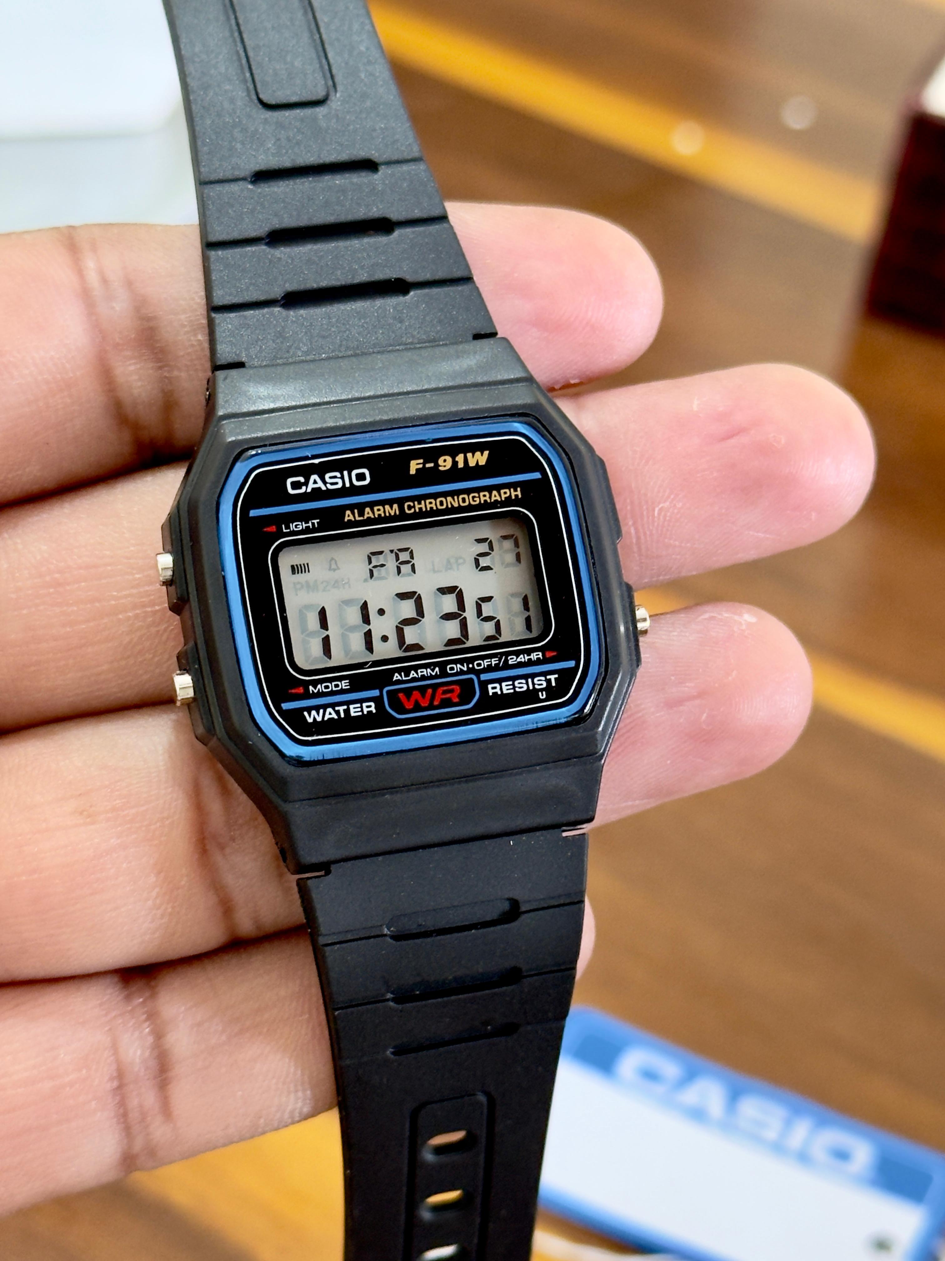 Casio F-91W Silicone Rubber Belt Men's Watch