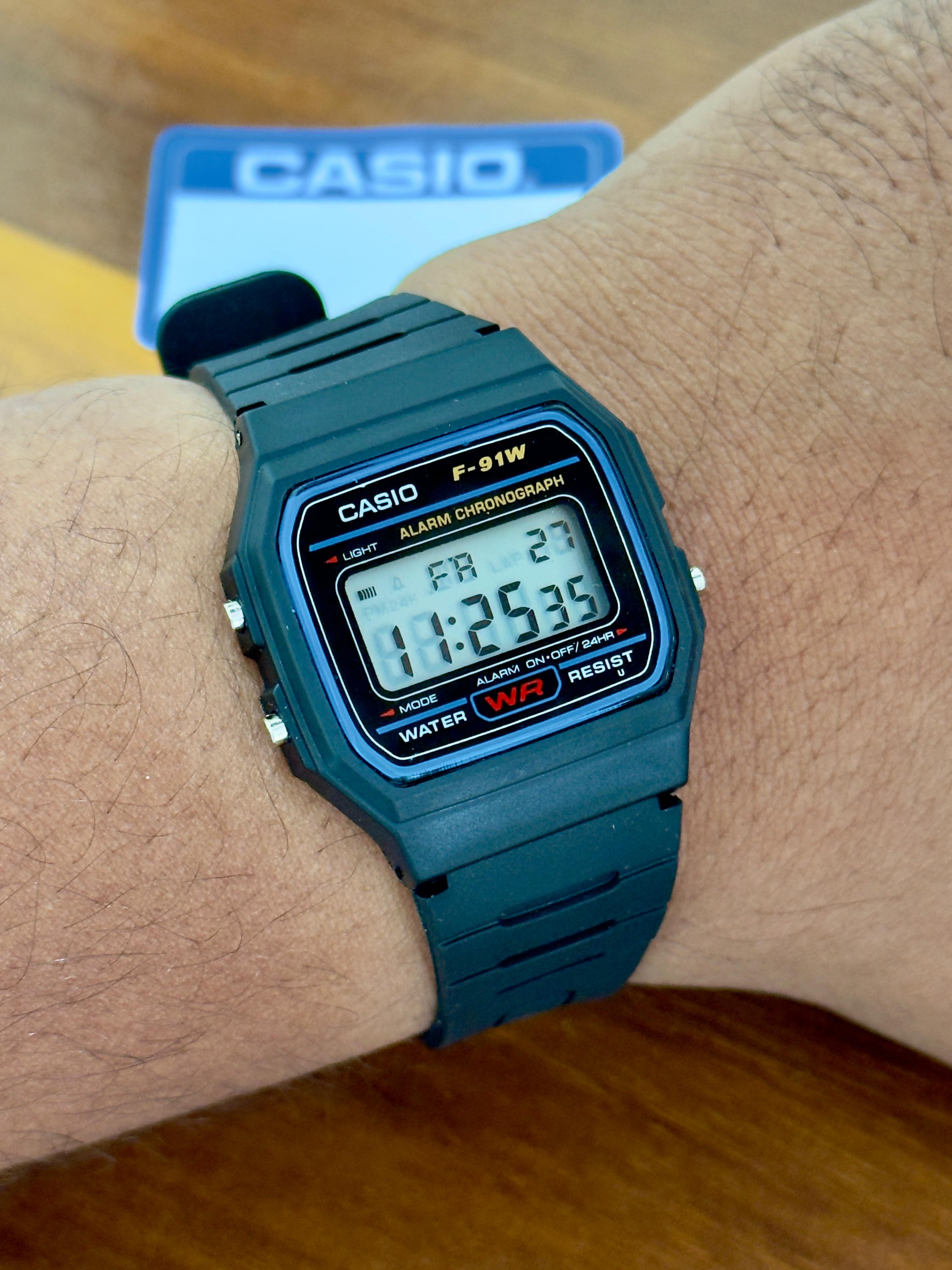 Casio F-91W Silicone Rubber Belt Men's Watch
